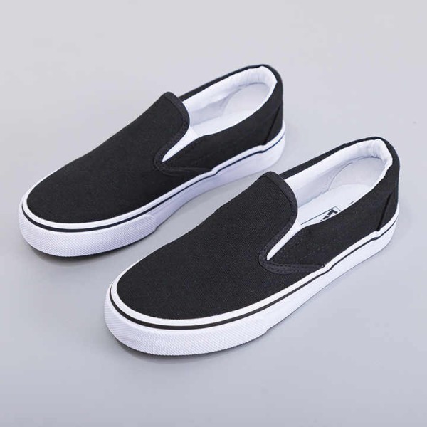 Plain White Color Slip on Style Good Quality Vulcanized Shoes
